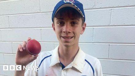 Teenage cricketer dies in Melbourne after being hit by ball