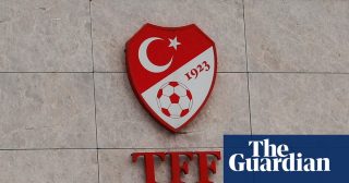 Turkey arrests eight, suspends 1,024 players in betting probe